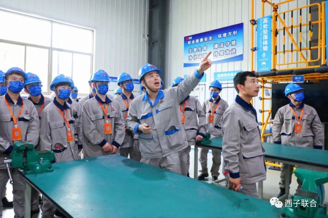 �������ʹ���-��Ӫ��ȫ,����һ·�ɳ�