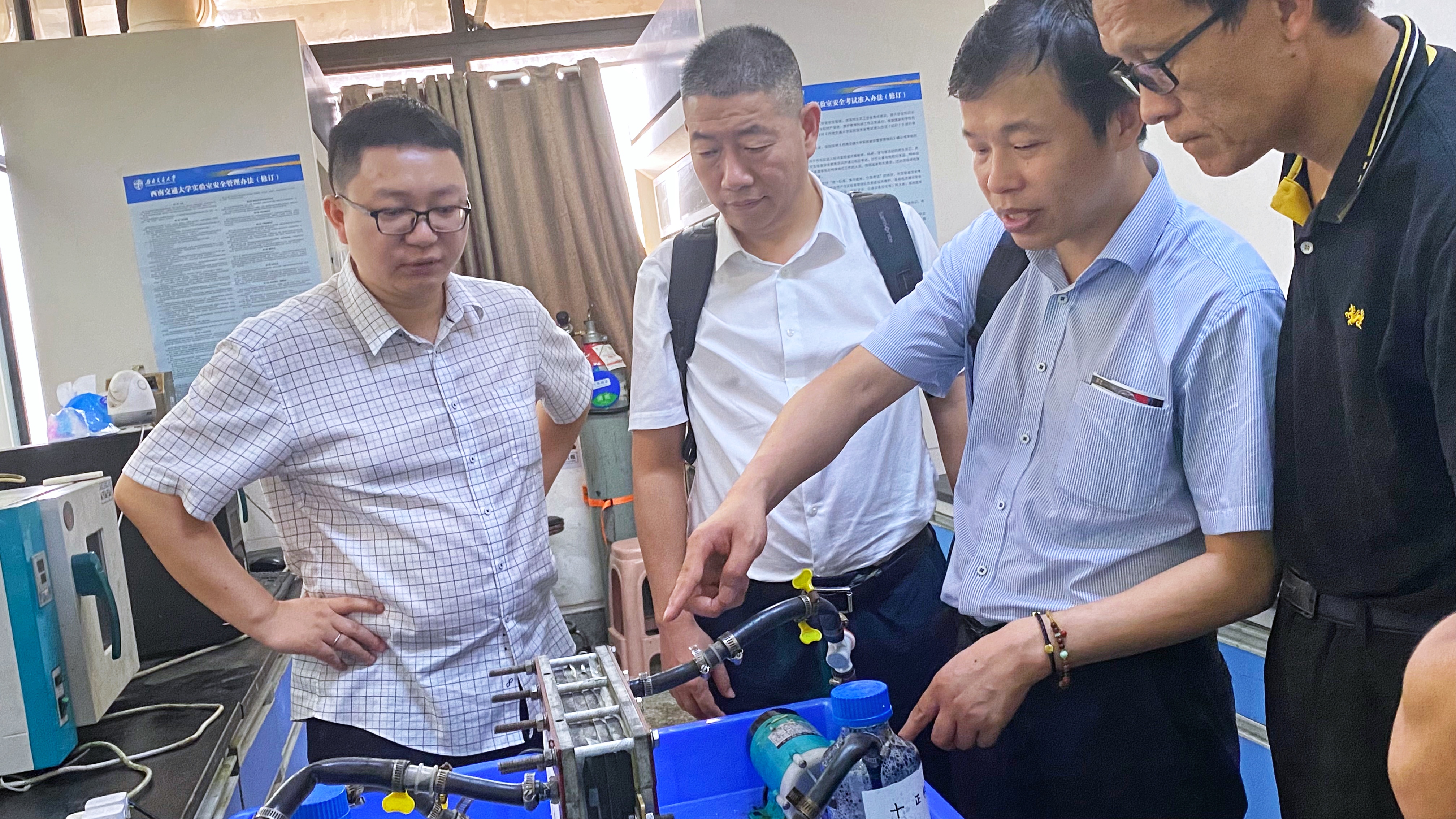 �������ʹ���-��Ӫ��ȫ,����һ·�ɳ�